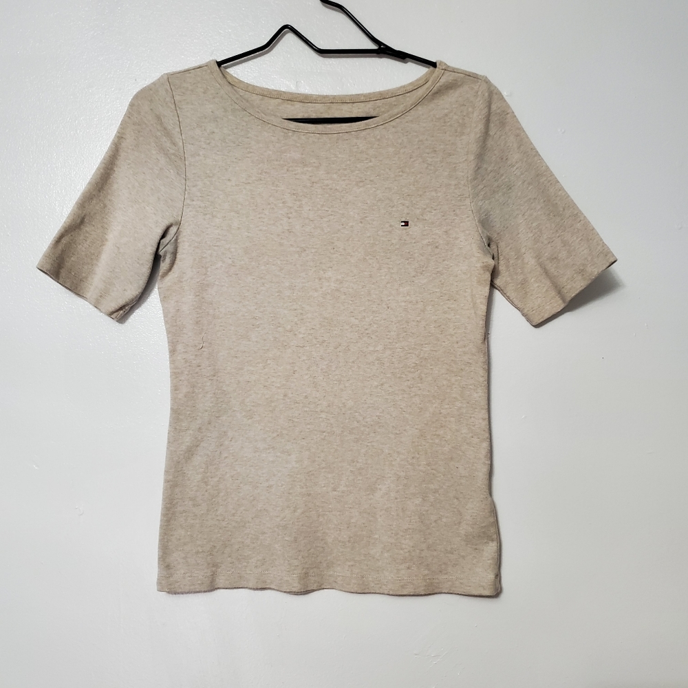 Womens Casual Short Sleeve Pullover T Shirt Size Small Beige Tommy Hilfiger